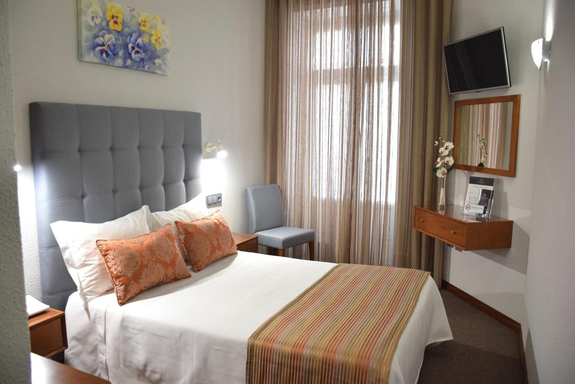 Lusitana Hotel Porto Zimmer foto