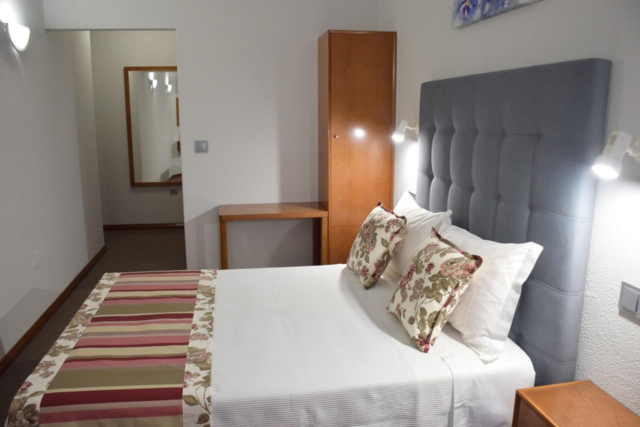 Lusitana Hotel Porto Zimmer foto